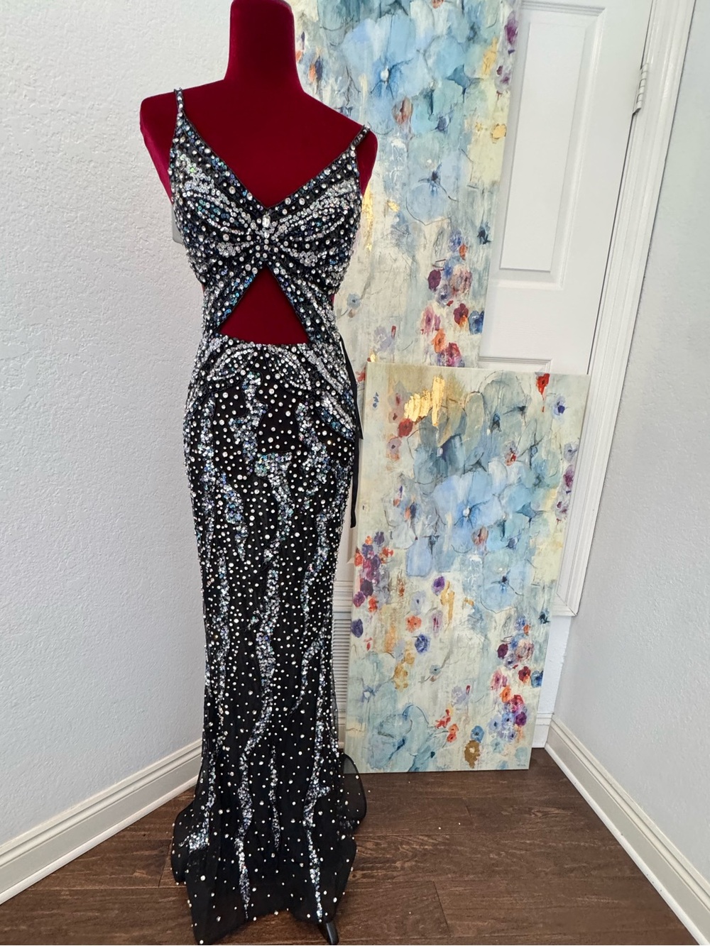NWT Jovani Sz 2 Black Sequin Cutout Gown D5713A $1,100